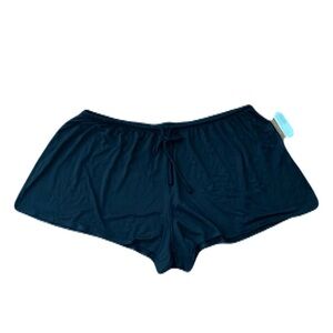 NWT Old Navy Active wear Short Rayon Lightweight Black Size L